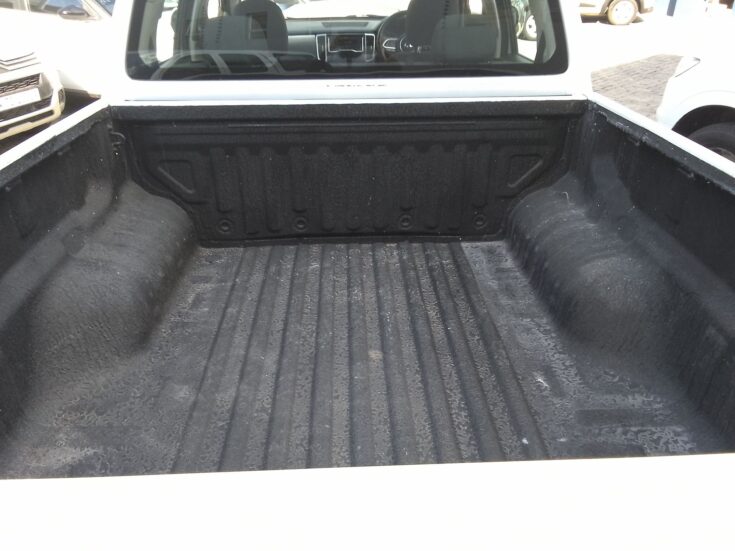 2023 GWM P-SERIES CV DCAB 2.0TD SX 4X2 6MT – Boot / Loadbin