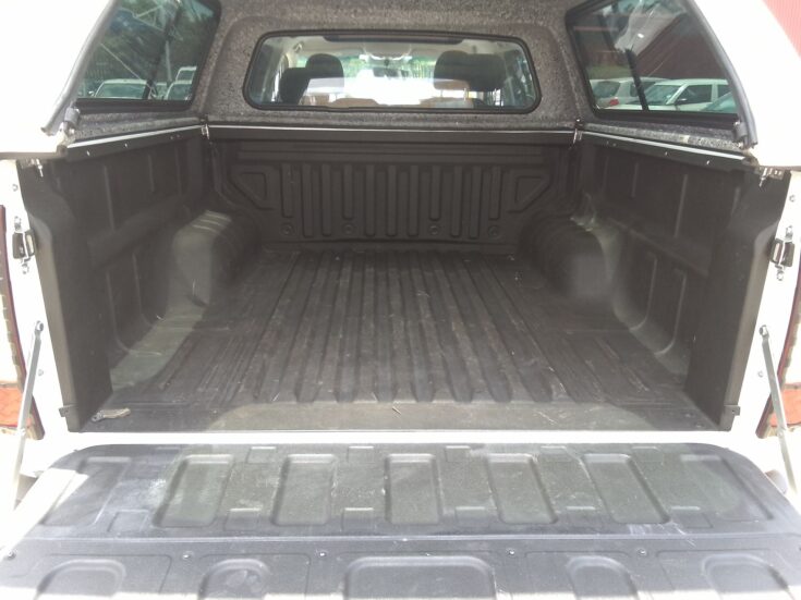 2023 GWM P-SERIES CV DCAB 2.0TD SX 4X2 6MT – Boot / Loadbin