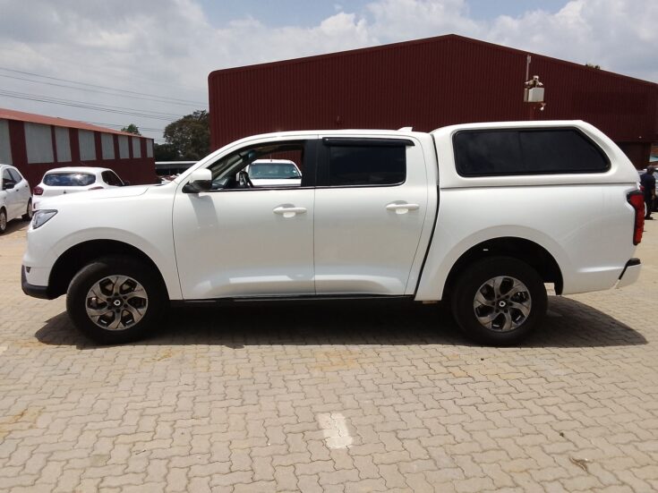 2023 GWM P-SERIES CV DCAB 2.0TD SX 4X2 6MT – Left Side Photo