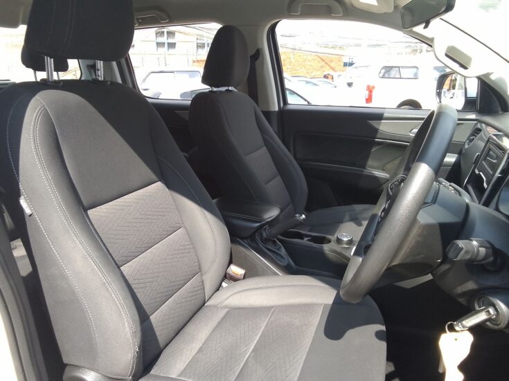 2023 GWM P-SERIES CV DCAB 2.0TD SX 4X4 6MT – Front Seats