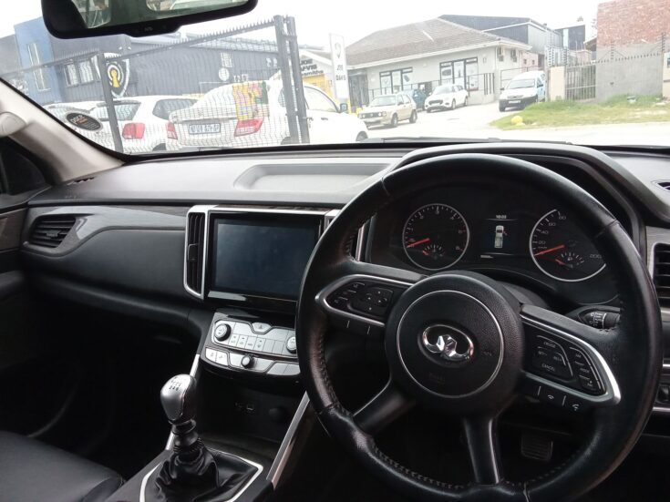 2023 GWM P-SERIES CV SCAB 2.0TD DLX 4X2 6MT – Interior