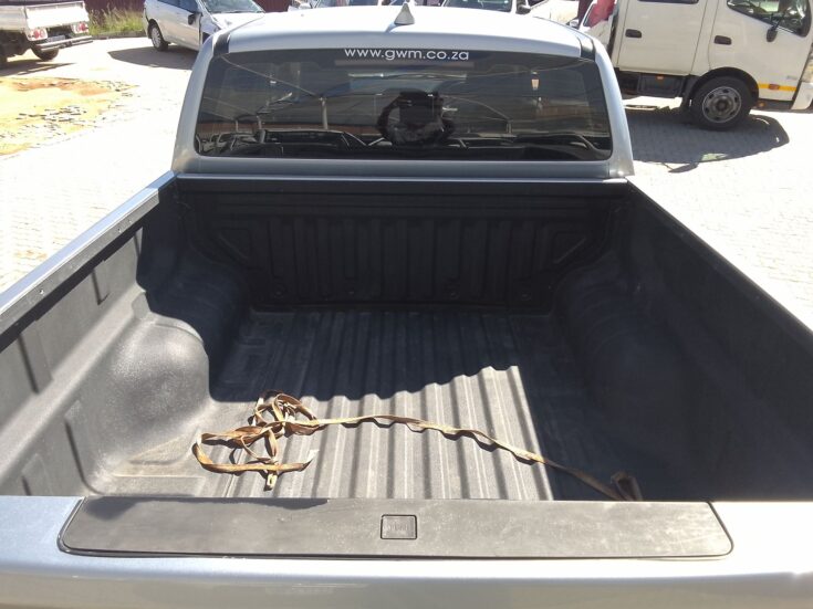 2023 GWM P-SERIES PV DCAB 2.0TD LS 4X2 8AT – Boot / Loadbin