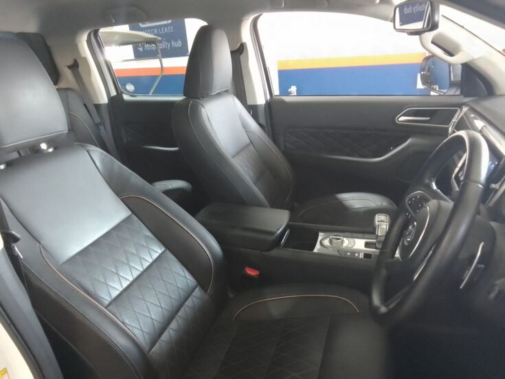 2023 GWM P-SERIES PV DCAB 2.0TD LT 4X2 8AT – Front Seats