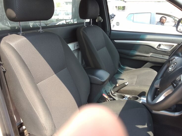 2023 GWM STEED 2.0 SINGLE CAB S 4X2 – Front Seats