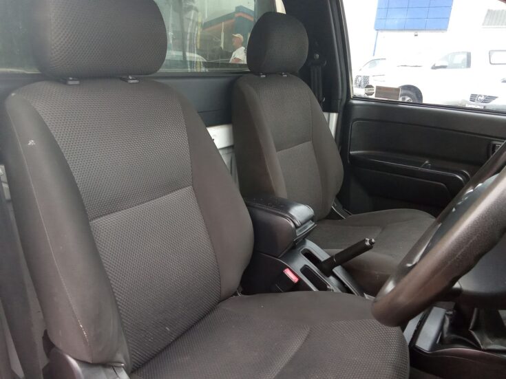 2023 GWM STEED 5 2.2 MPI WORKHORSE P/U S/C – Rear Seats