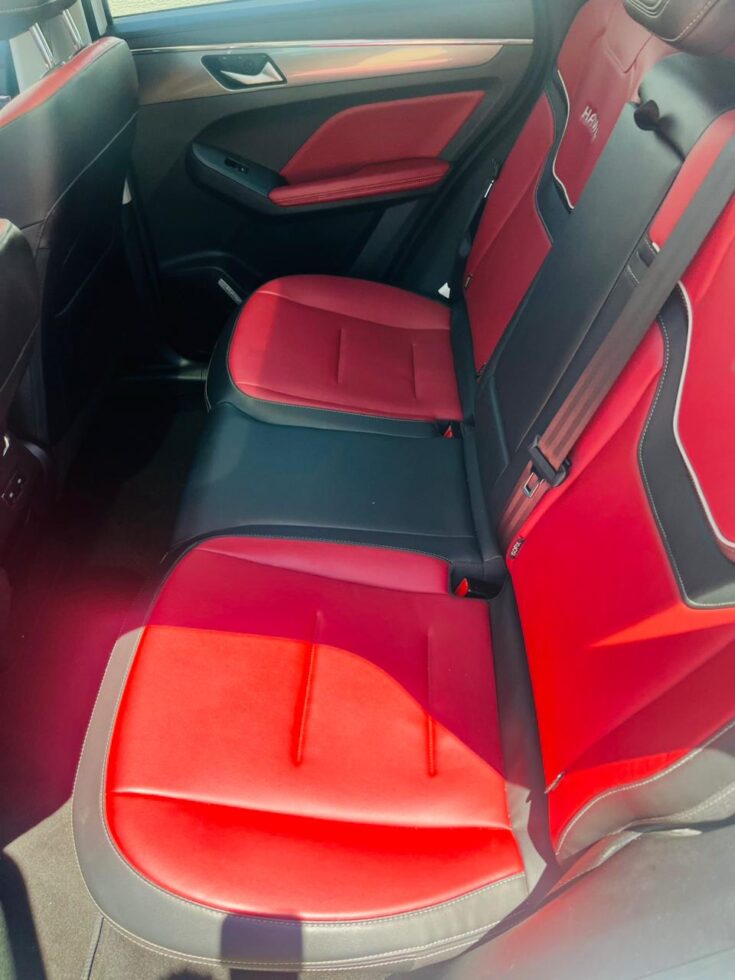 2023 H2 JOLION 1.5T LUXURY AT – Rear Seats