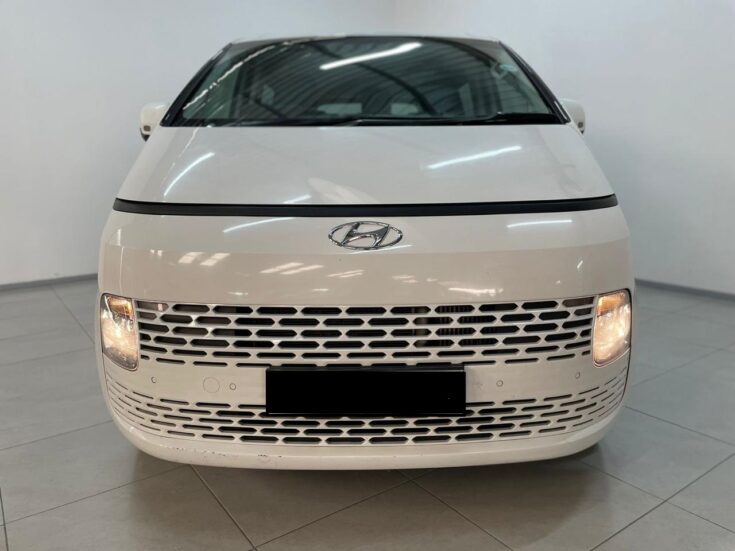2023 HYUNDAI STAIRA 2.2D EXECUTIVE A/T – Front Photo