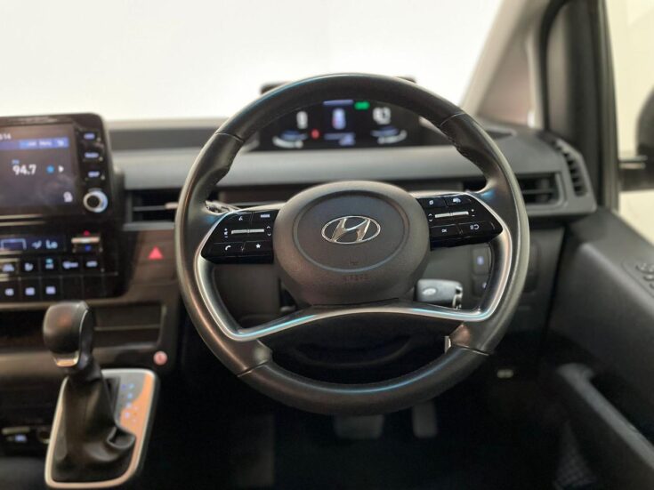 2023 HYUNDAI STARIA 2.2D EXECUTIVE A/T – Interior