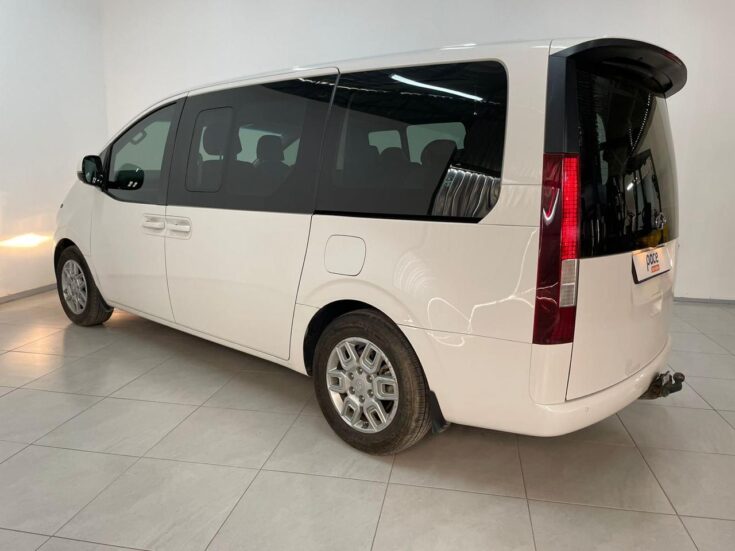 2023 HYUNDAI STARIA 2.2D EXECUTIVE A/T – Left Side Photo