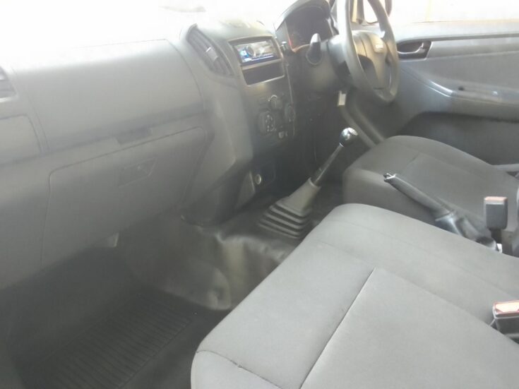 2023 ISUZU D-MAX 250C FLEETSIDE S/C P/U – Rear Seats
