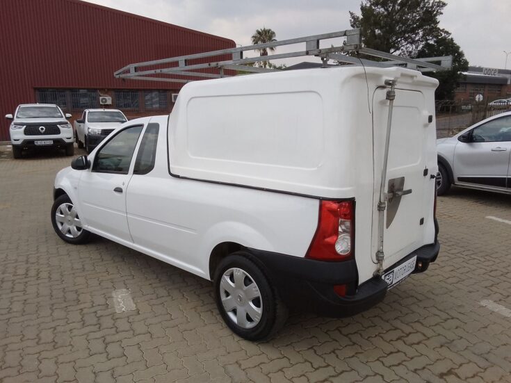 2023 NISSAN NP200 1.6 A/C SAFETY PACK P/U S/C – Back Feature Photo
