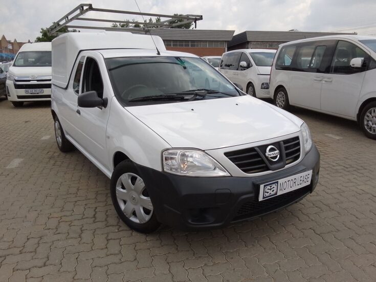 2023 NISSAN NP200 1.6 A/C SAFETY PACK P/U S/C – Front Feature Photo