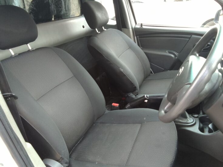 2023 NISSAN NP200 1.6 A/C SAFETY PACK P/U S/C – Front Seats