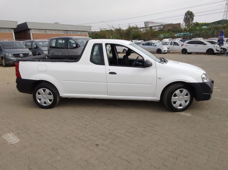 2023 NISSAN NP200 1.6 A/C SAFETY PACK P/U S/C – Right Side Photo