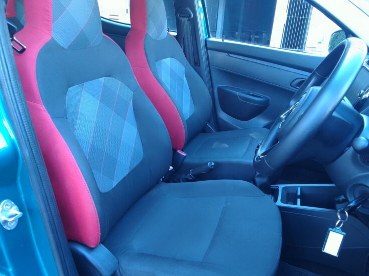 2023 RENAULT KWID DYNAMIQUE MANAUL – Front Seats