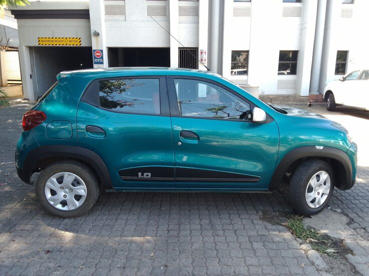 2023 RENAULT KWID DYNAMIQUE MANAUL – Right Side Photo