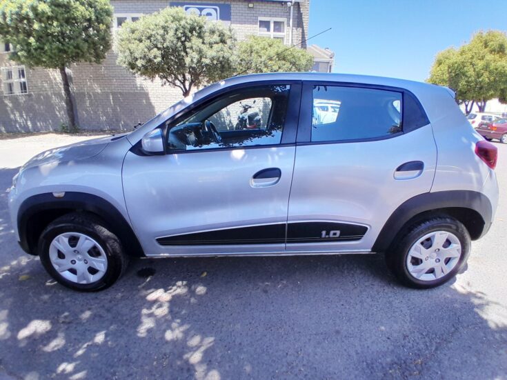 2023 RENAULT KWID DYNAMIQUE MANUAL – Left Side Photo