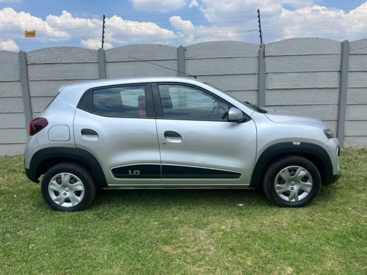 2023 RENAULT KWID DYNAMIQUE MANUAL – Right Side Photo