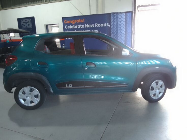 2023 RENAULT KWID DYNAMIQUE MANUAL – Right Side Photo