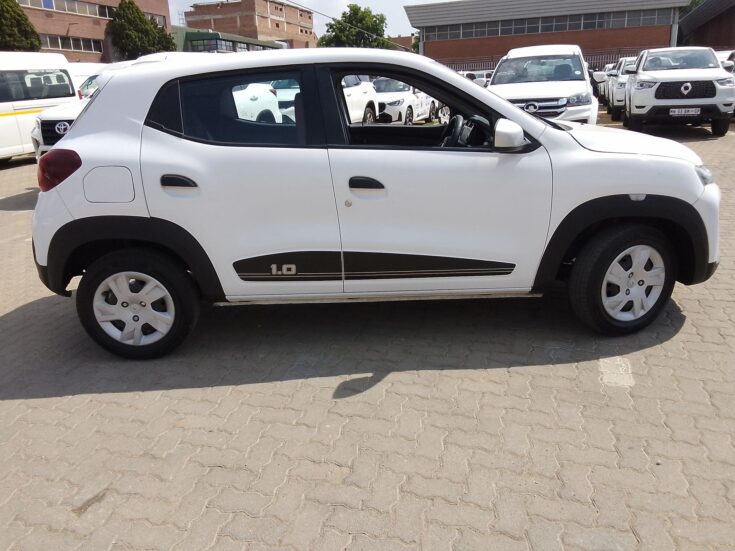 2023 RENAULT KWID DYNAMIQUE MANUAL – Right Side Photo