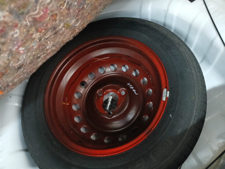 2023 RENAULT KWID DYNAMIQUE MANUAL – Spare Wheel