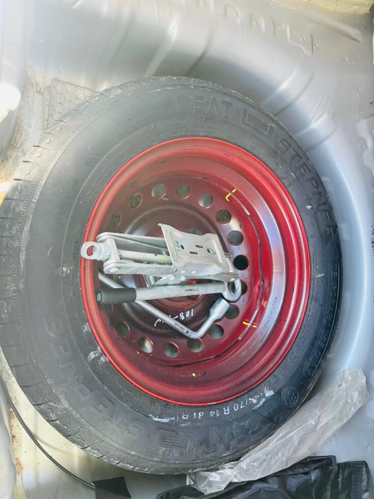 2023 RENAULT KWID DYNAMIQUE MANUAL – Spare Wheel