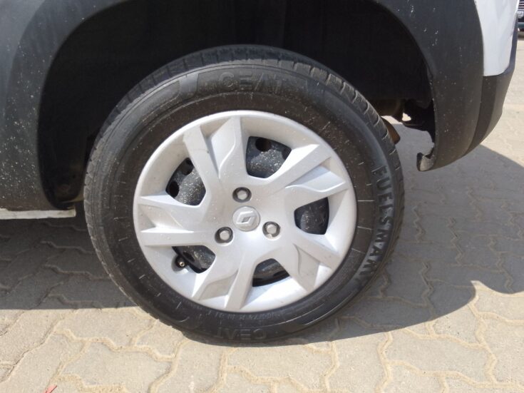 2023 RENAULT KWID DYNAMIQUE MANUAL – Wheel Example