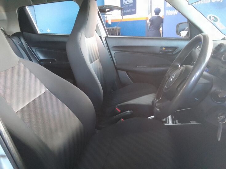 2023 SUZUKI SIWFT 1.2 GA MANUAL – Front Seats