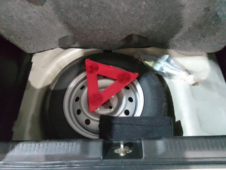 2023 SUZUKI SIWFT 1.2 GA MANUAL – Spare Wheel