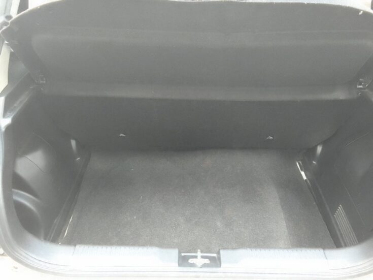 2023 SUZUKI SWIFT 1.2 GA MANUAL – Boot / Loadbin