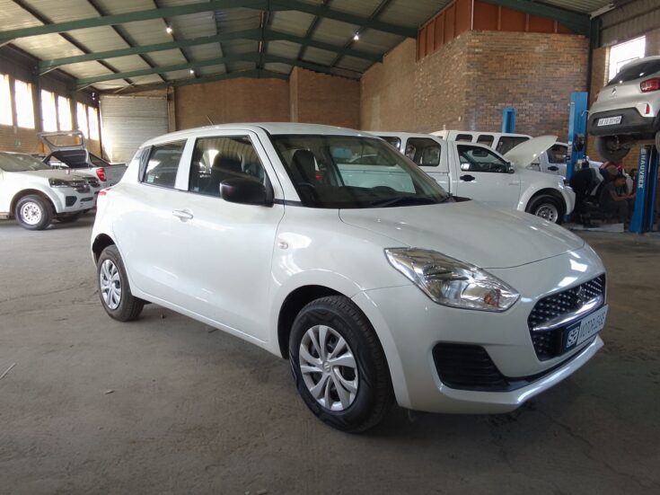 2023 SUZUKI SWIFT 1.2 GA MANUAL – Front Feature Photo