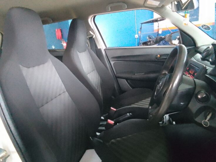 2023 SUZUKI SWIFT 1.2 GA MANUAL – Front Seats