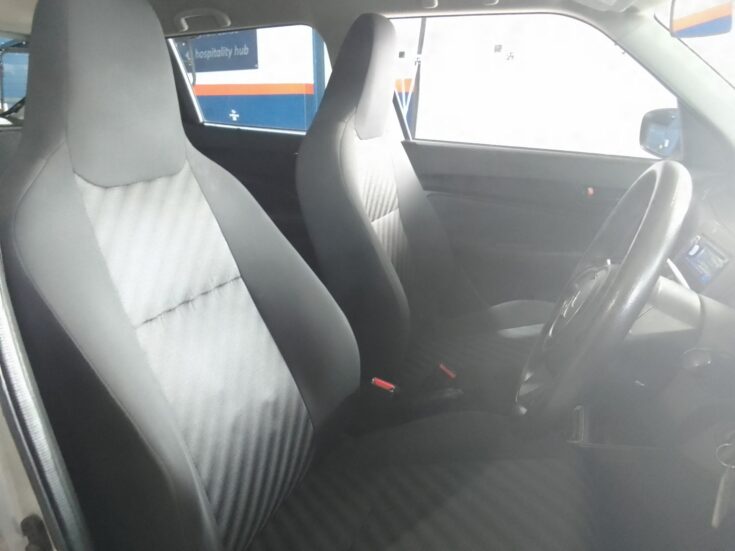 2023 SUZUKI SWIFT 1.2 GA MANUAL – Front Seats