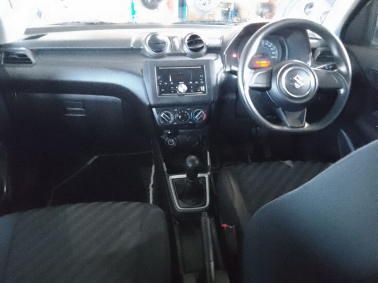 2023 SUZUKI SWIFT 1.2 GA MANUAL – Interior