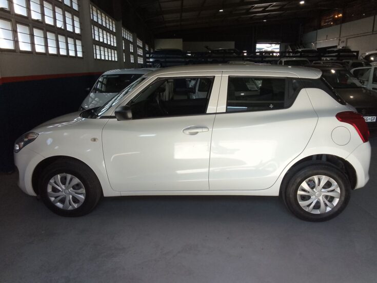 2023 SUZUKI SWIFT 1.2 GA MANUAL – Left Side Photo