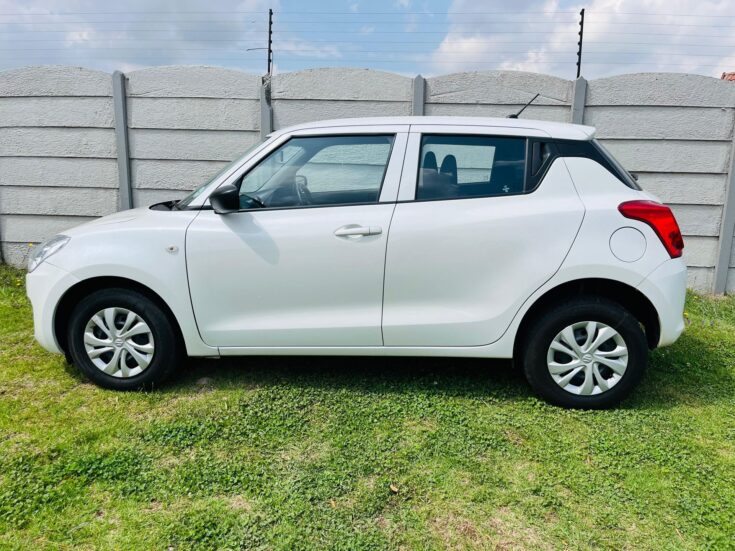 2023 SUZUKI SWIFT 1.2 GA MANUAL – Left Side Photo