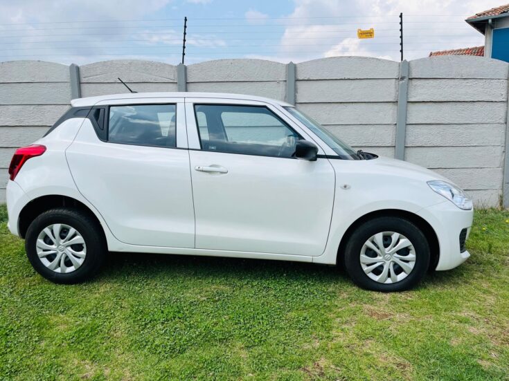 2023 SUZUKI SWIFT 1.2 GA MANUAL – Right Side Photo