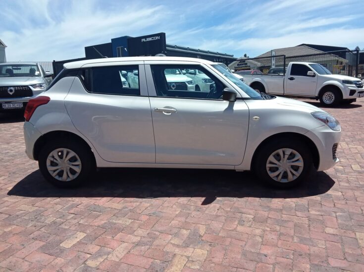 2023 SUZUKI SWIFT 1.2 GA MANUAL – Right Side Photo