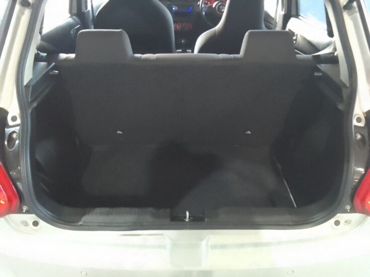 2023 SUZUKI SWIFT 1.2 GL MANUAL – Boot / Loadbin