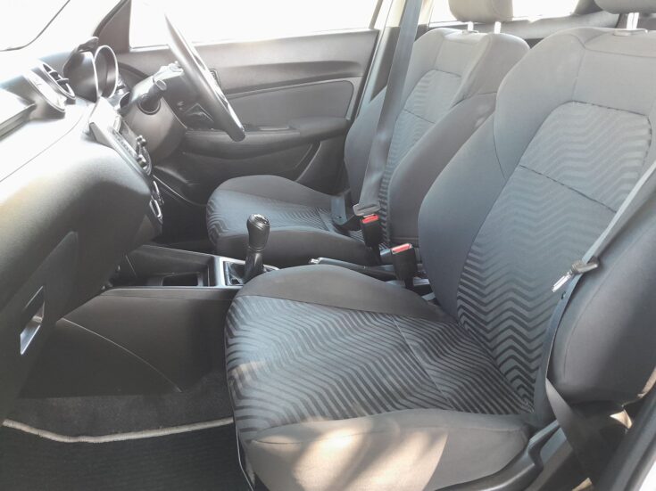2023 SUZUKI SWIFT 1.2 GL MANUAL – Front Seats