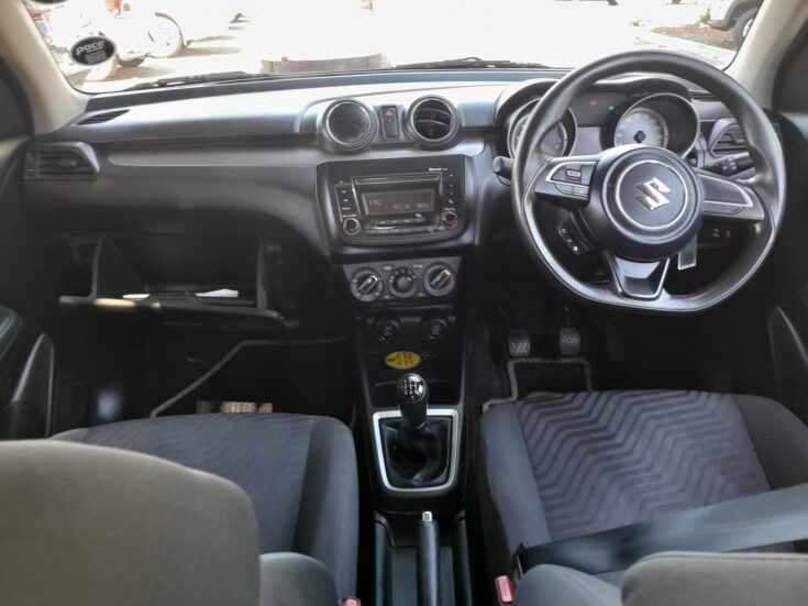 2023 SUZUKI SWIFT 1.2 GL MANUAL – Interior