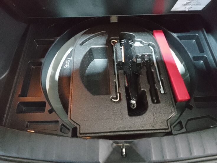 2023 TOYOTA COROLLA CROSS Xi CVT – Spare Wheel