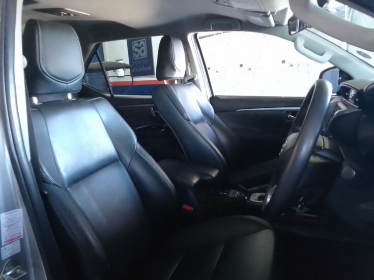 2023 TOYOTA FORTUNER 2.4 GD6 R/B A/T – Front Seats