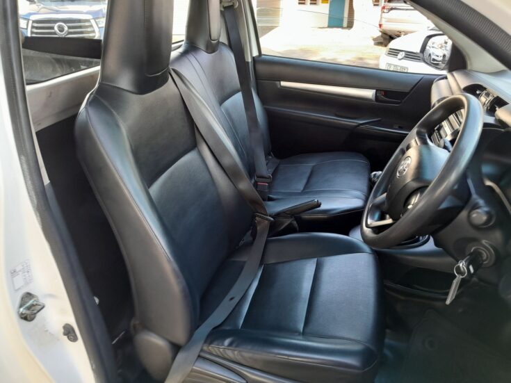 2023 TOYOTA HILUX 2.4 GD S A/C P/U S/C – Front Seats