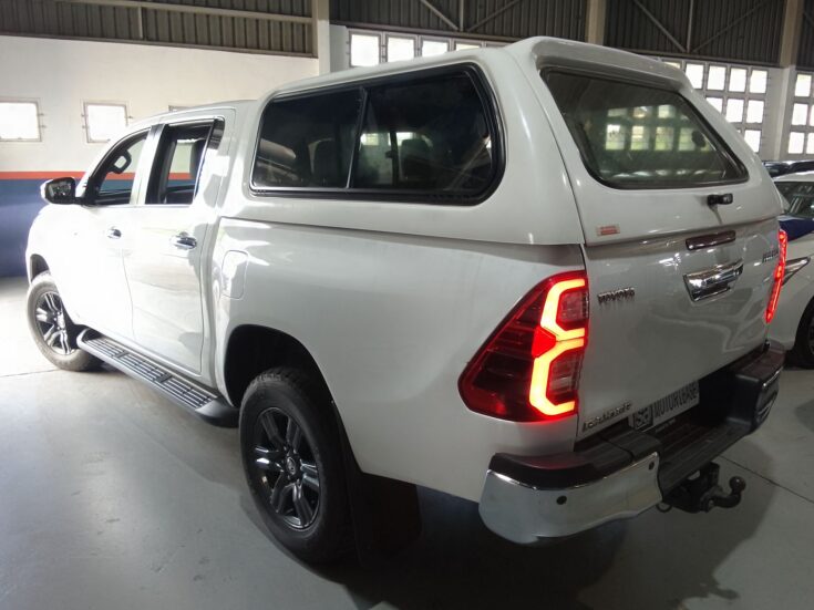 2023 TOYOTA HILUX 2.8 GD-6 RB RAIDER A/T P/U D/C – Back Feature Photo