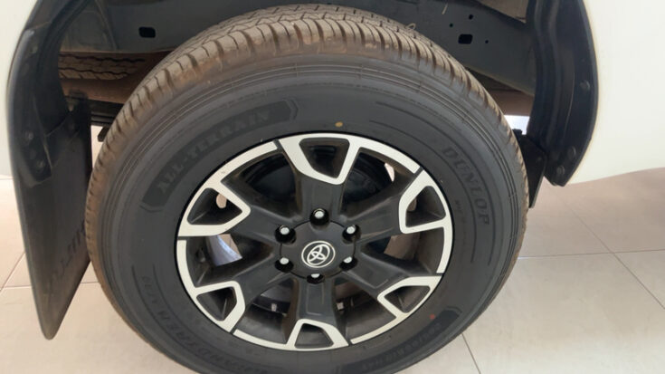 2023 TOYOTA HILUX 2.8 GD-6 RB RAIDER A/T P/U S/C – Wheel Example