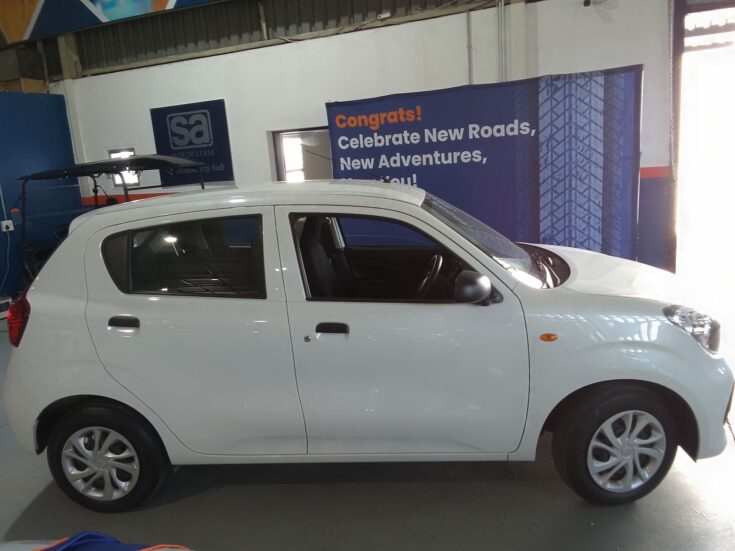 2023 TOYOTA VITZ 1.0 MANUAL – Right Side Photo