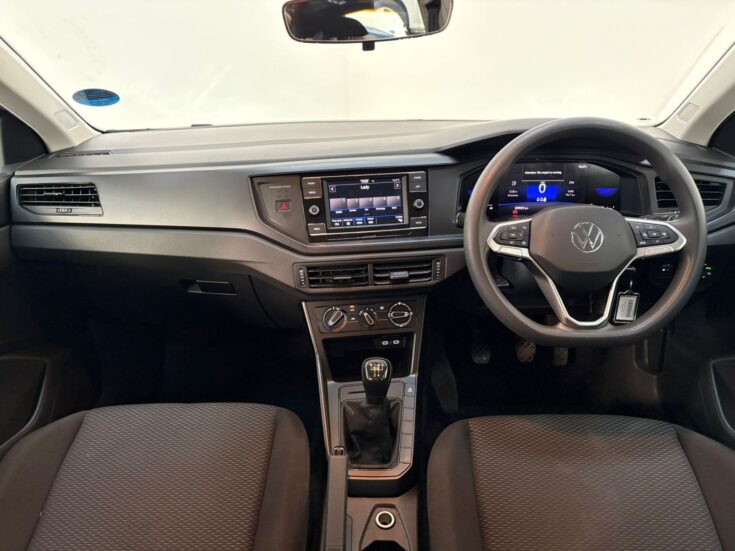 2023 VW POLO 1.0 TSI – Interior