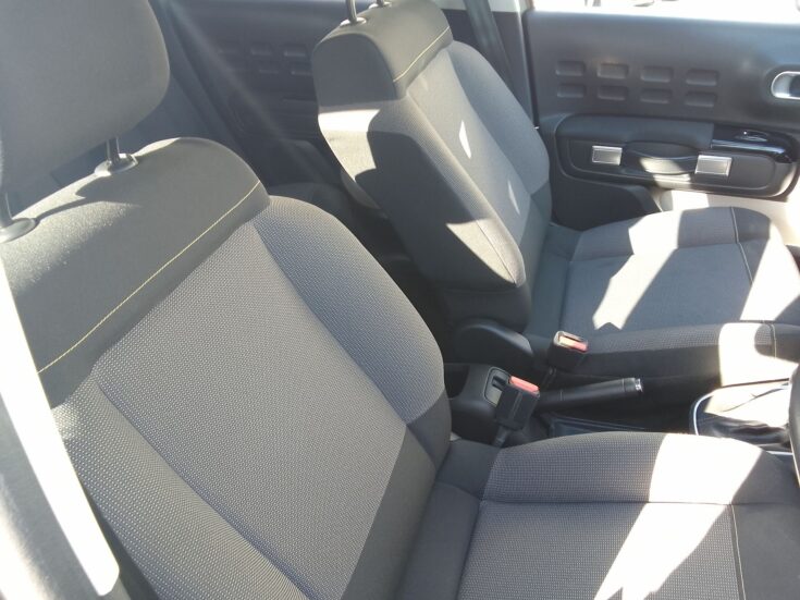 2024 CITROEN C3 1.2 PURETECH SHINE AT – Front Seats