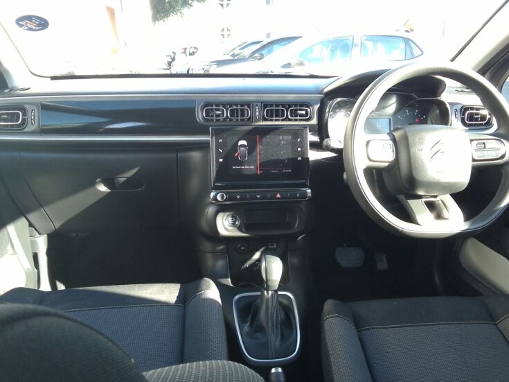 2024 CITROEN C3 1.2 PURETECH SHINE AT – Interior